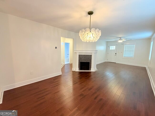 Photo - 1109 Ira St SW