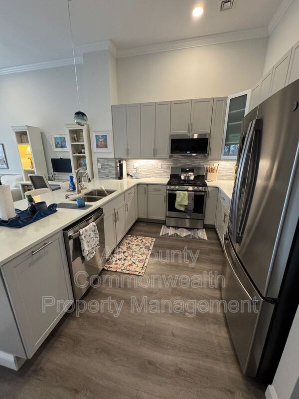 Photo - 320 Middlesex Ave