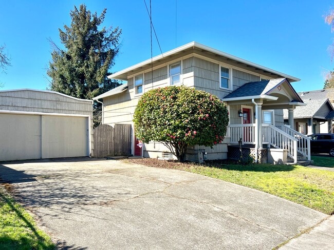 Photo - Portsmouth Neighborhood 3 story Home with Laminate H/W Floors, Fenced Backyard