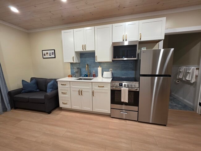 65 E Grand Ave Unit 104