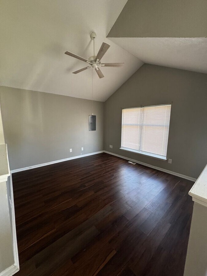 Photo - ASK ABOUT OUR MOVE IN SPECIAL! SECTION 8 F...