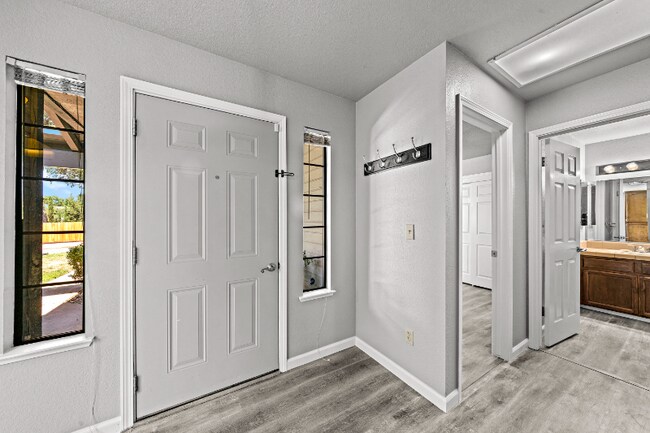 Photo - 7456 Santa Susana Way Casa Adosada