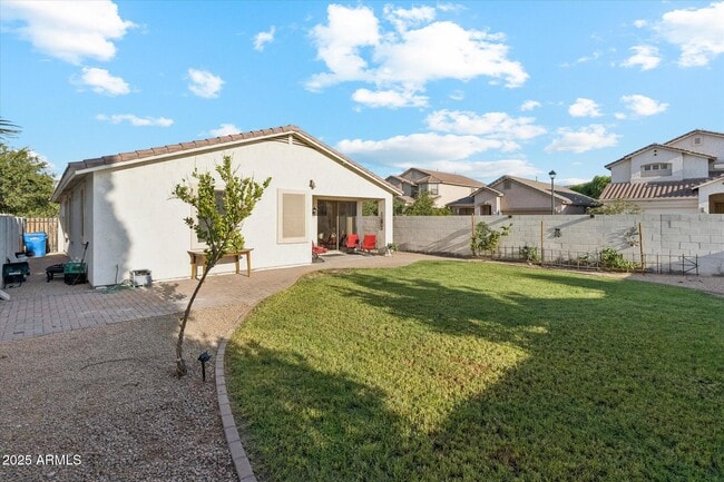 Photo - 6848 S 27th St