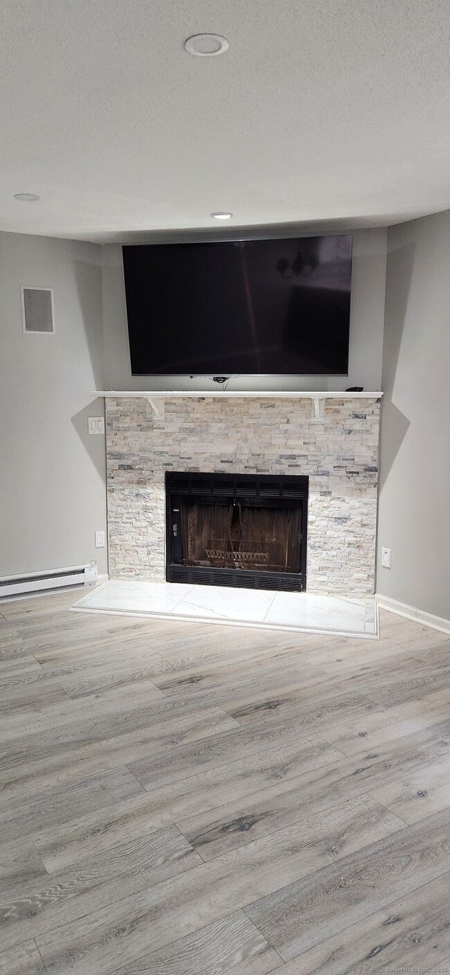 Photo - 75 Coalpit Hill Rd Unit APT 11