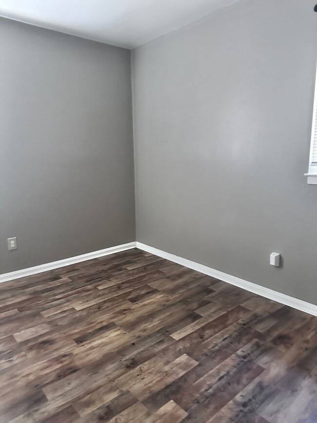Photo - 3066 Tyler Rd