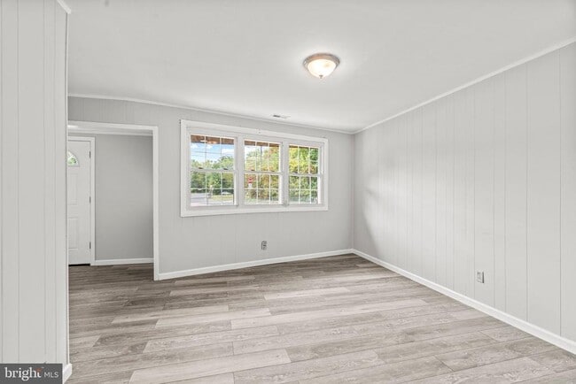 Photo - 176 Lemmon Ave