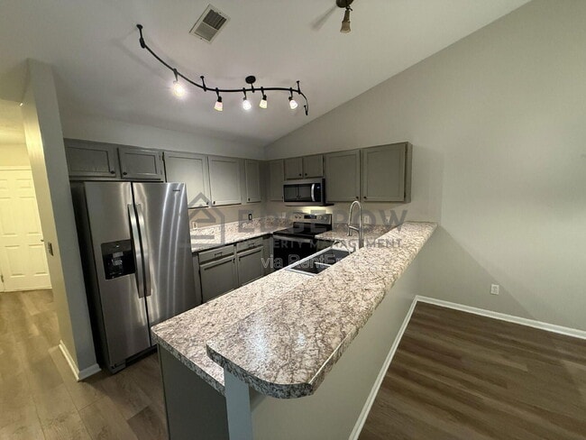 Photo - 4254 Peak Ln NE