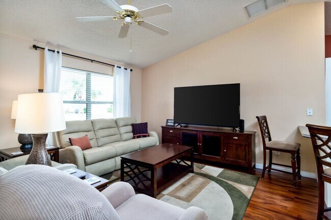 Photo - M1317 Murrells Inlet (VCSC/M10) Unit -