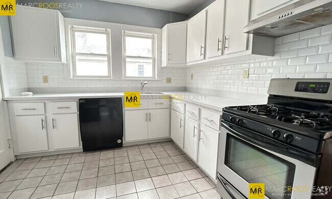 Building Photo - 16 Priscilla Rd Unit #2 Rental