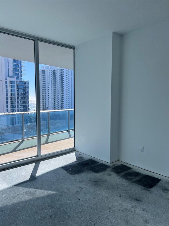 Photo - 17550 Collins Ave Unit 1004