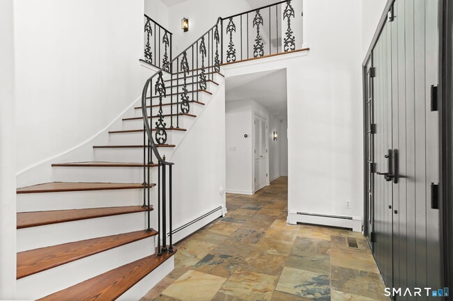 Photo - 11 Partrick Ln