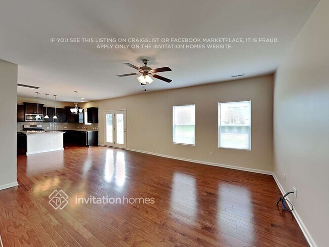 Photo - 184 Glastonbury Dr