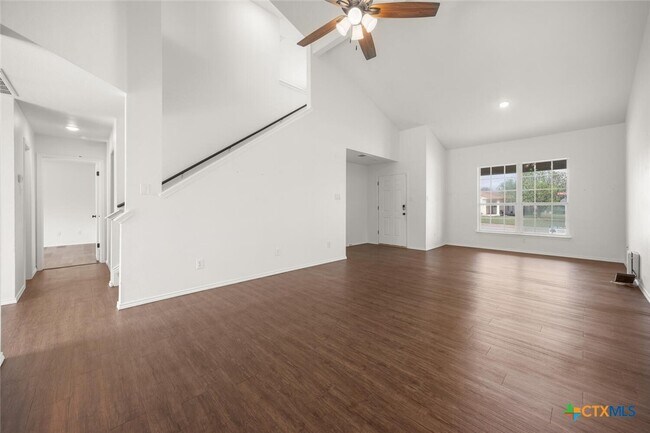 Photo - 230 San Felipe Dr