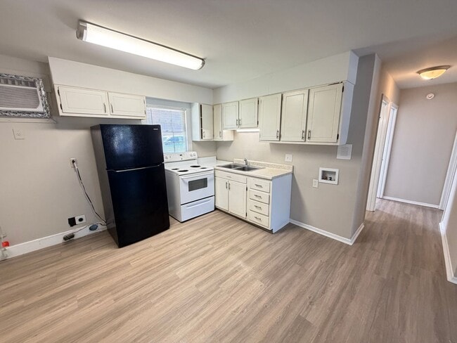 Photo - 2bed/1ba Apt off S Main Kannapolis close to Downtown Kannapolis & Hwy 73