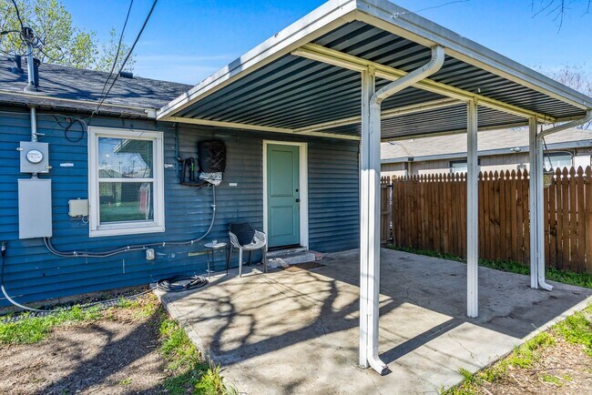 Photo - 2837 S Hills Ave