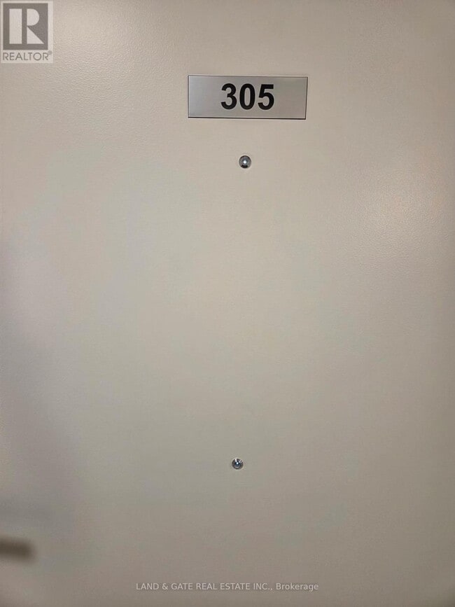 Photo - 976 Simcoe St N Unit 305