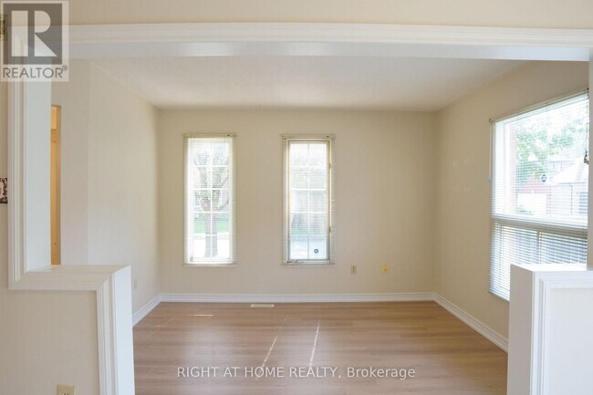 Photo - 50 Oldhill St