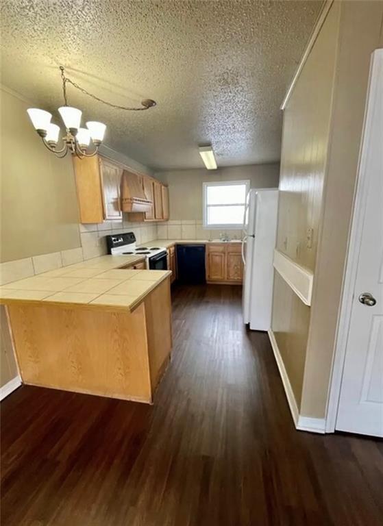Photo - 775 W Sycamore St