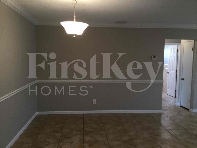 Photo - 3150 SW 21st St