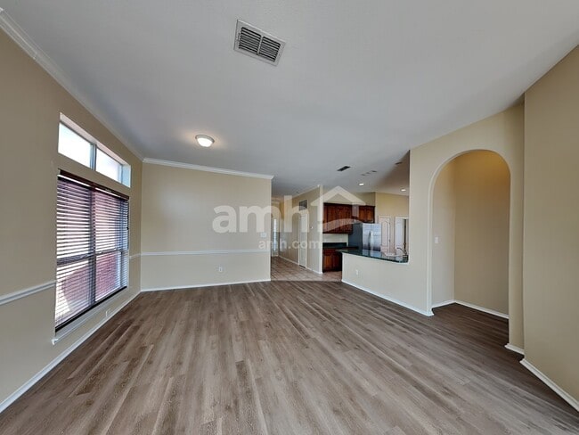 Photo - 9132 Tyne Trail