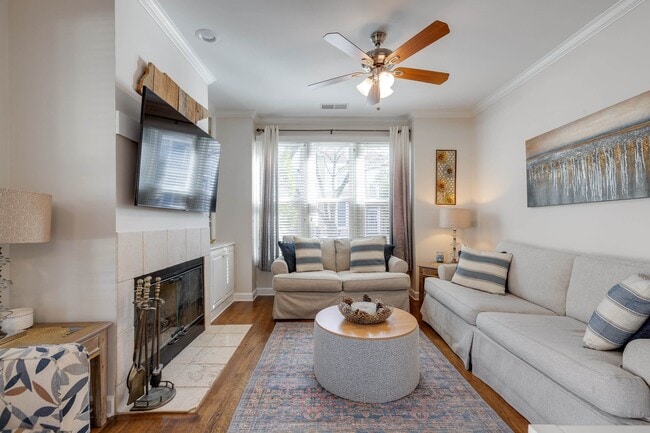 Photo - 589 Madewood Dr