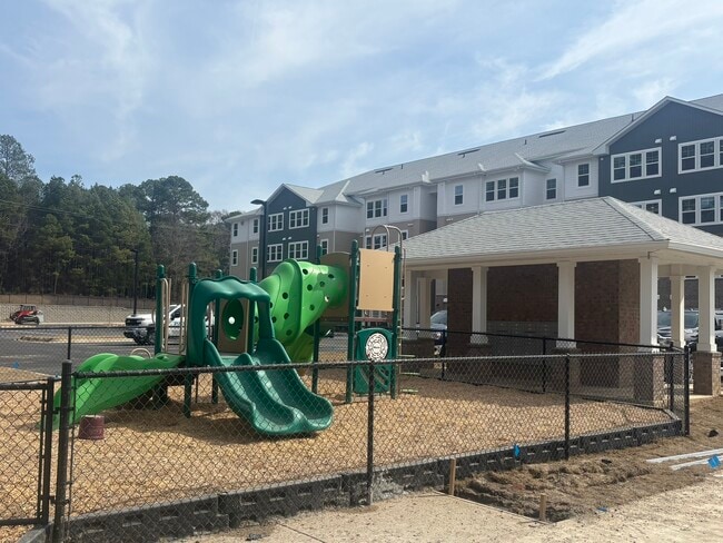 Photo - Tryon Station