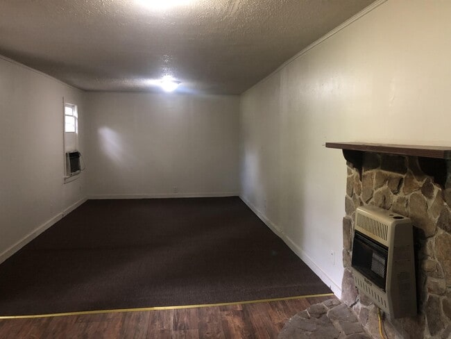 Photo - 519 Sandal St