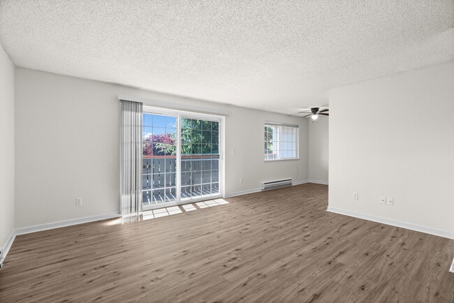 2 Bed 1 Bath - Standard - 856 Sq Ft