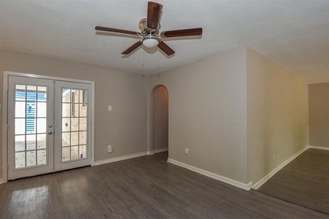 Photo - 11719 Murr Way