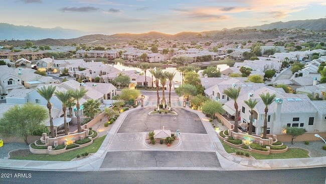 Building Photo - 1138 E Amberwood Dr