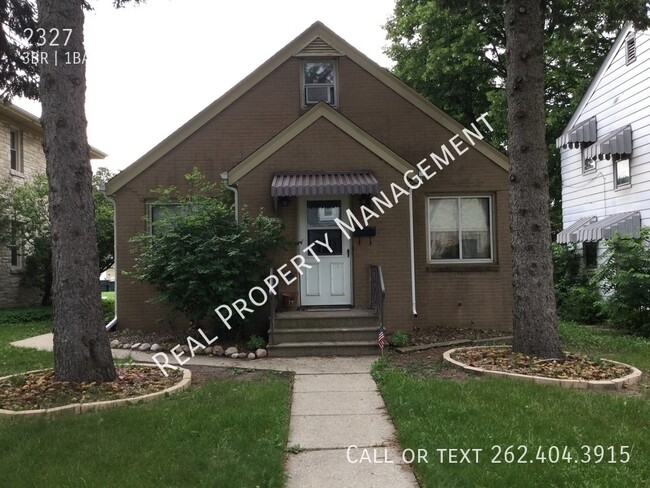 Three Bedroom 1 Bath Single Family Home - Three Bedroom 1 Bath Single Family Home