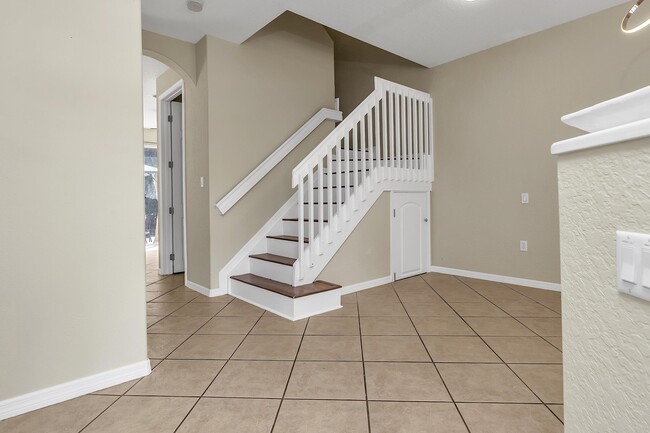 Photo - 228 Lake Monterey Cir