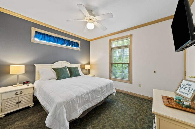 Photo - 418 Beachfront Dr