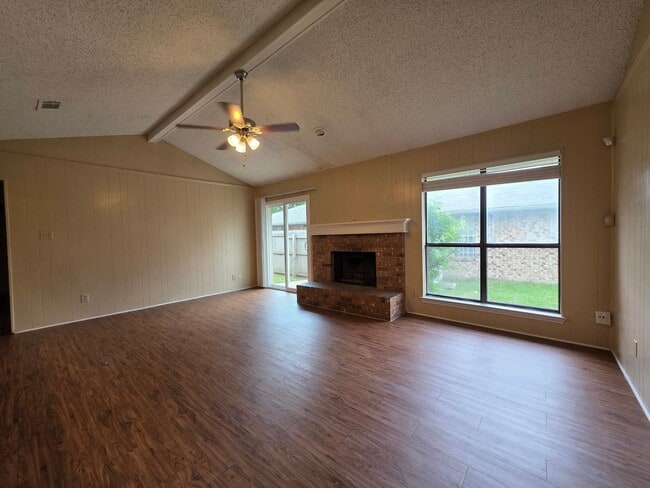 Photo - 4724 Berridge Ln
