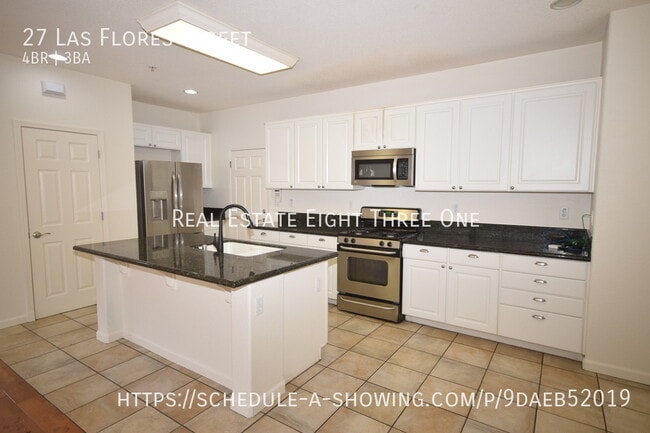 27 Las Flores St