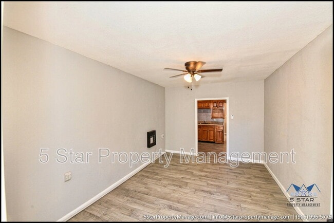 Photo - 1212 N Laurel St Unit B