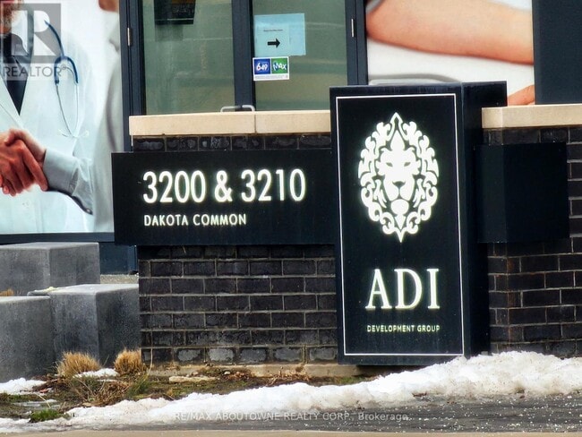 Photo - 3210 Dakota Cmn Unité 101