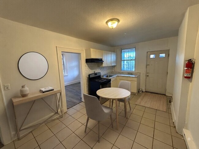 Photo - 106 S Essex Ave Unit 3