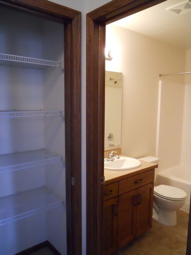 Photo - 3 Bed 3 Bath Twin Home