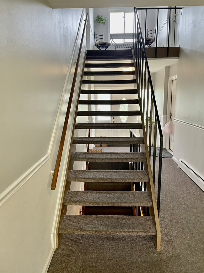 Pasillo - 4915 Briarwood Ave Unidad Apartment 8