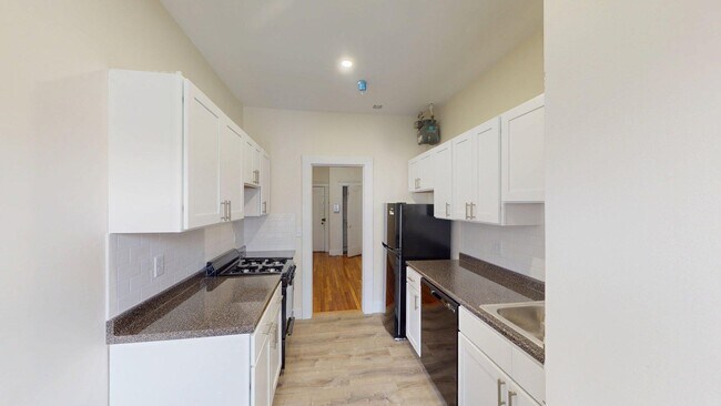 Photo - 1800 Commonwealth Ave Unit 8