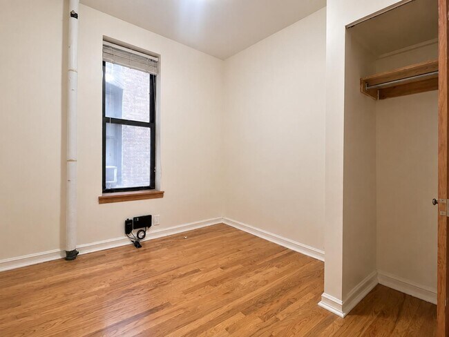 Photo - 3135 Broadway Unit 11