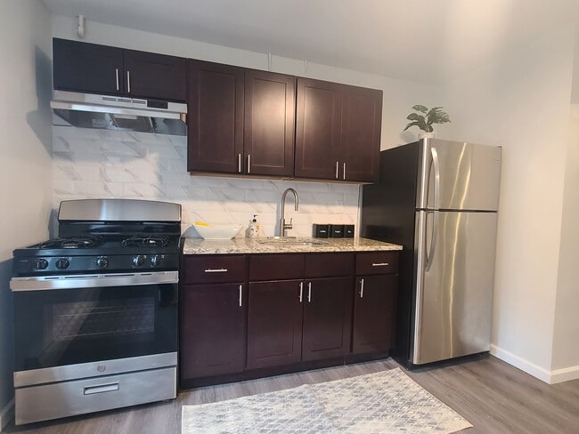 Photo - Ravine Manor Apartments