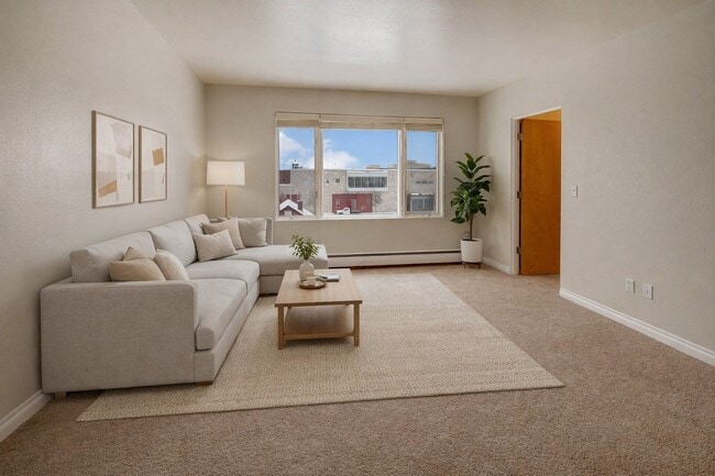 Building Photo - Century Plaza