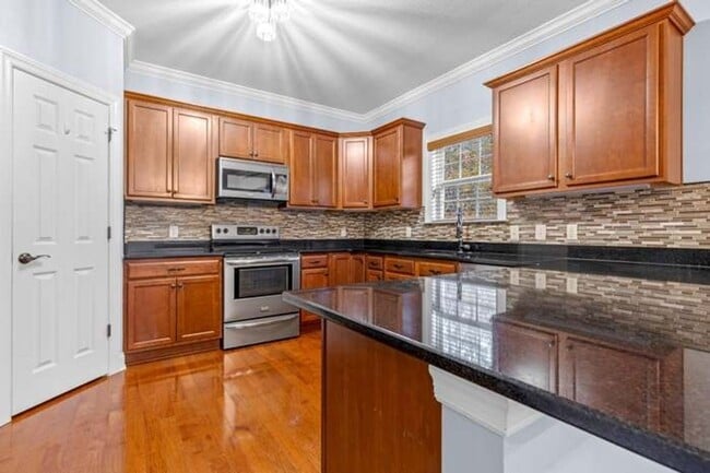 Photo - 7160 Neville Dr