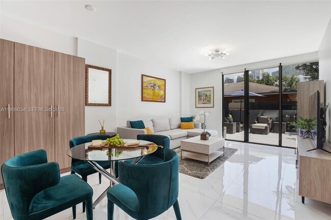 Photo - 201 SW 17th Rd Unidad 311