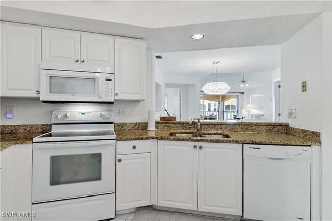 Photo - 1044 Woodshire Ln Unit B212