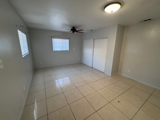 Studio Room - 7614 Security Ave