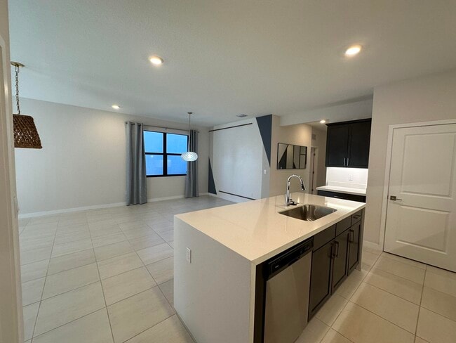 Photo - 7078 Rockwood Rd