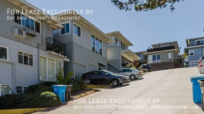 Building Photo - 286 Elm St Unit 8